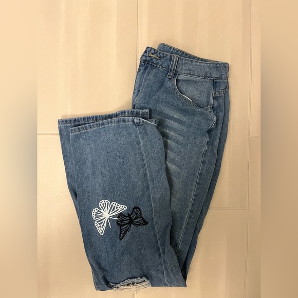 Butterfly Flare Jeans - Picture 6 of 7
